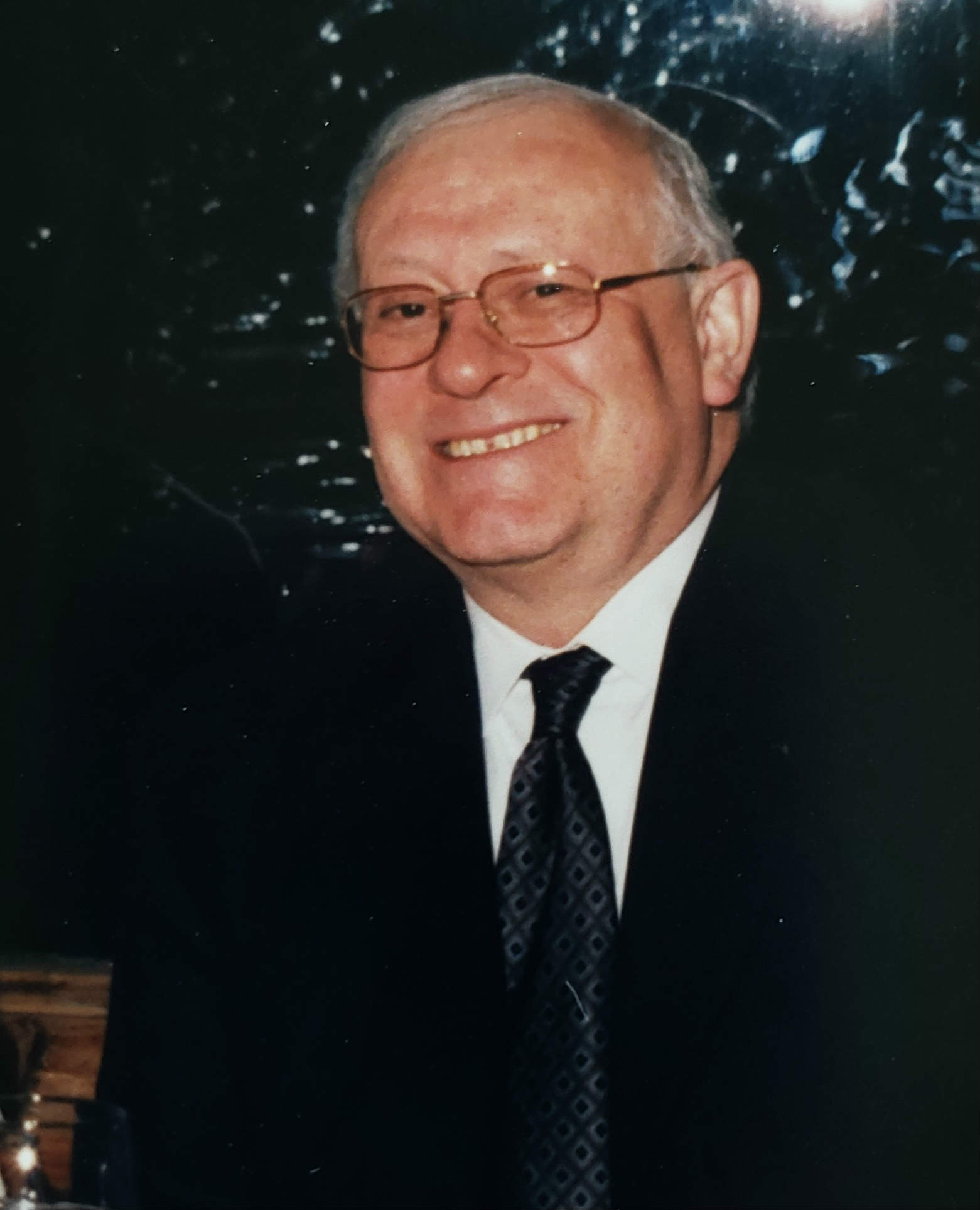 Don Ricardo J. Díez Hidalgo.