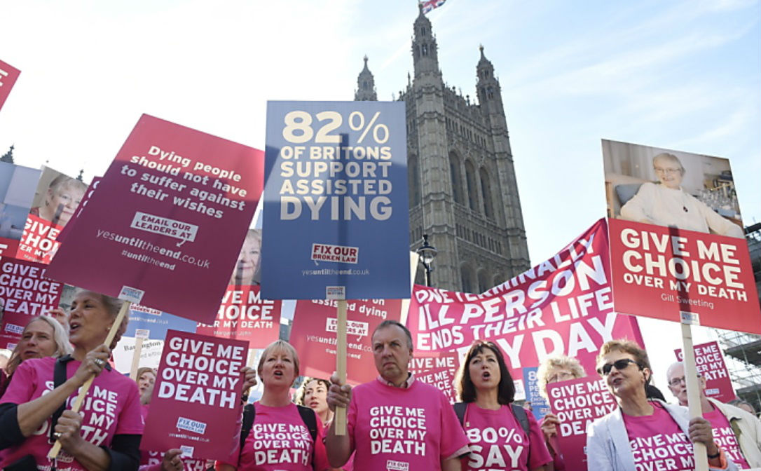 Apoyo a la muerte asistida.