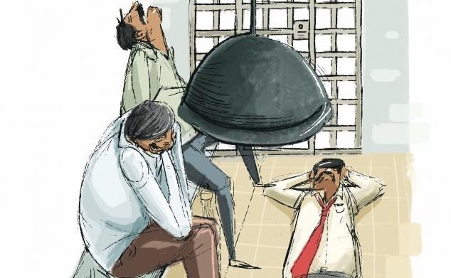 Detenidos.