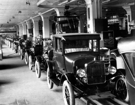 Autos Ford.