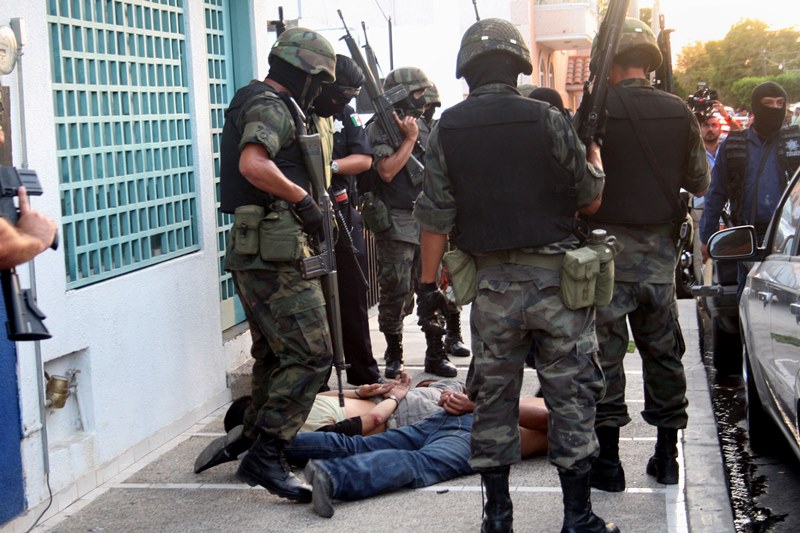 Militares en acción.