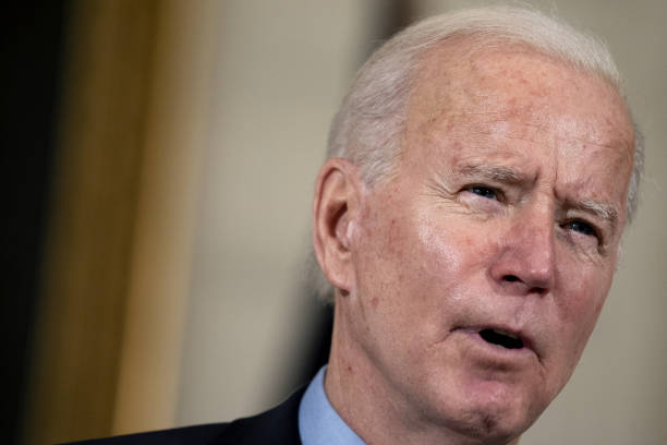 Demócratas avanzan en la aprobación de paquete económico de Biden