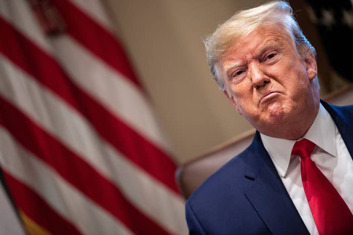 6 senadores republicanos apoyan juicio político a Trump 