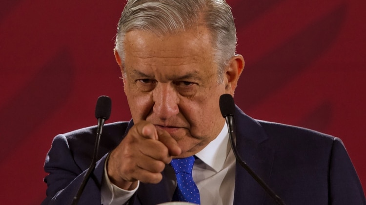 La búsqueda del poder absoluto y el manejo de las leyes a placer