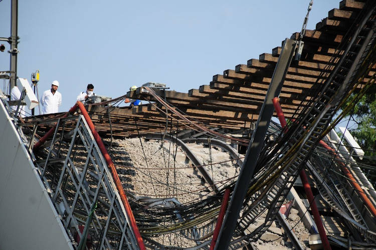 caida linea 12 metro