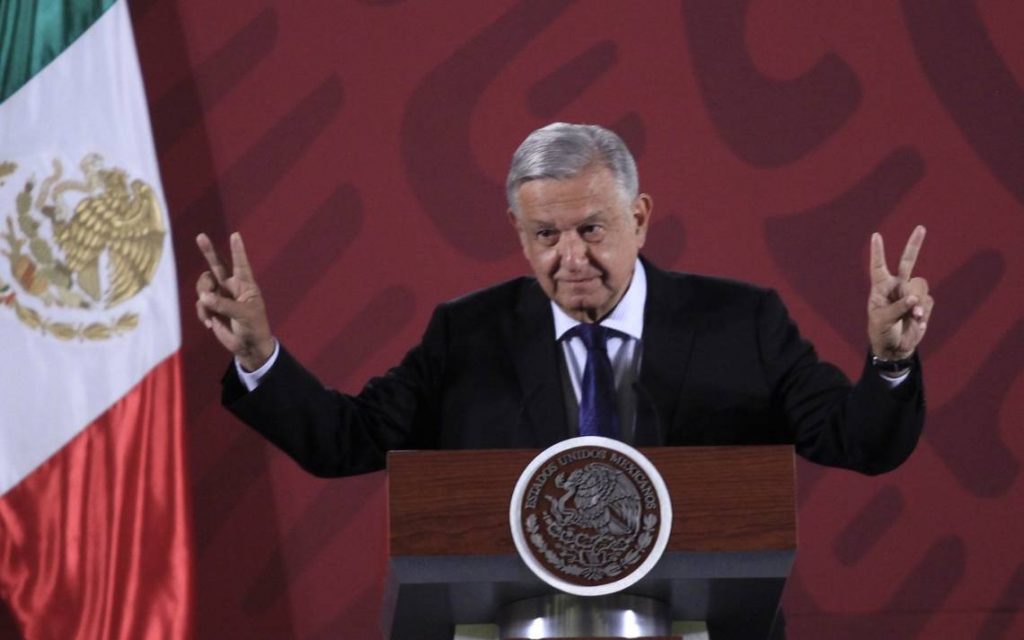 La falsa filantropía de Carlos Slim