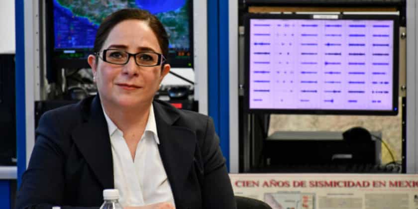 Laura Velázquez Alzúa