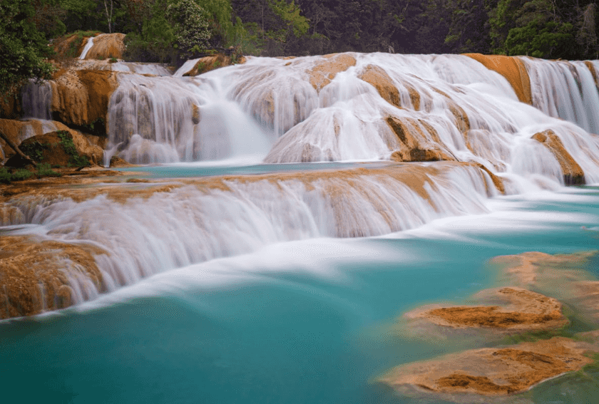 Las Cascadas de Agua Azul en Chiapas