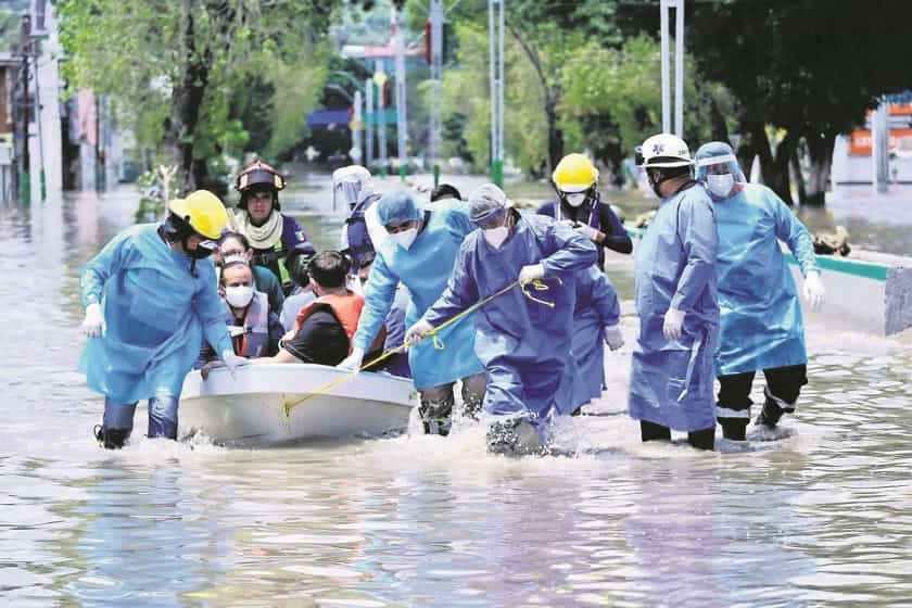 desbordamiento río, inundaciones, Tula, Hidalgo, lancha