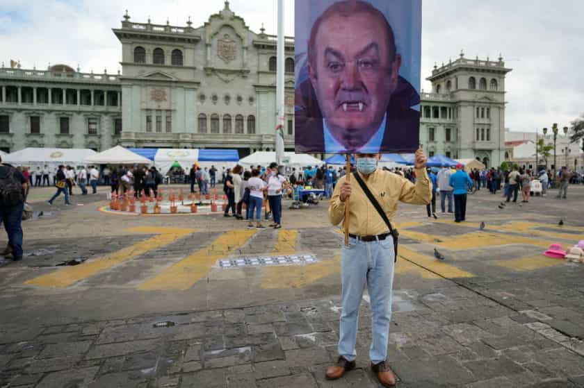 Protesta en Guatemala contra el presidente Giammattei